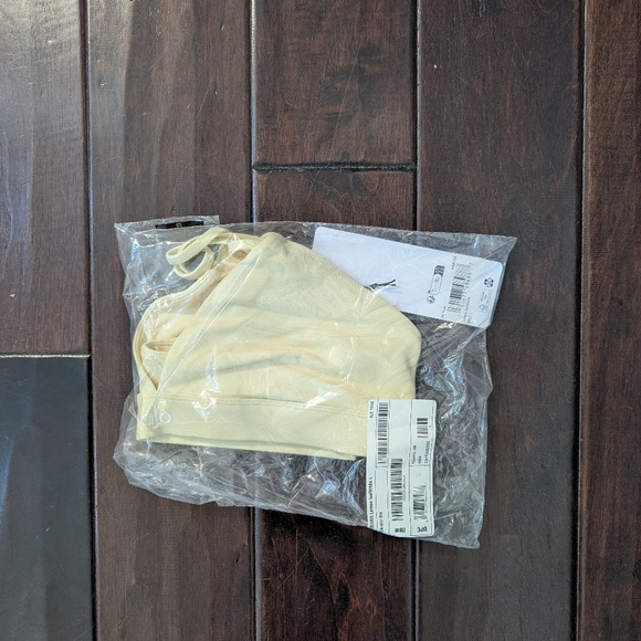 Alo yoga splendor bra lemon ice sports New NWT - Picture 4 of 4